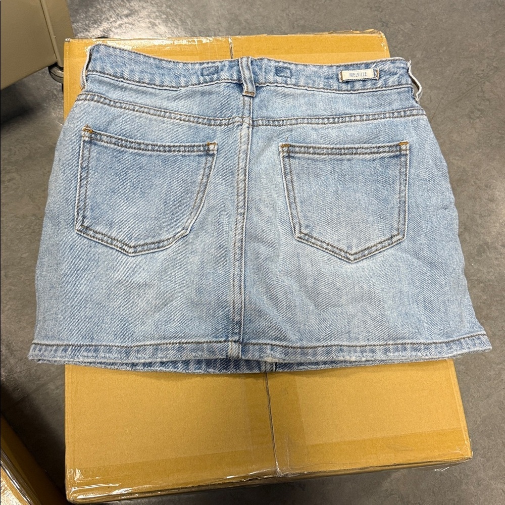 Brandy Melville Light Blue Denim Skirt - Picture 2 of 3